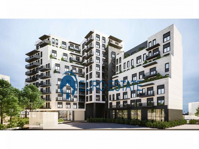 Tirane, shes apartament spacioz 3+1+A+BLK 135 m² (Pazari I ri)
