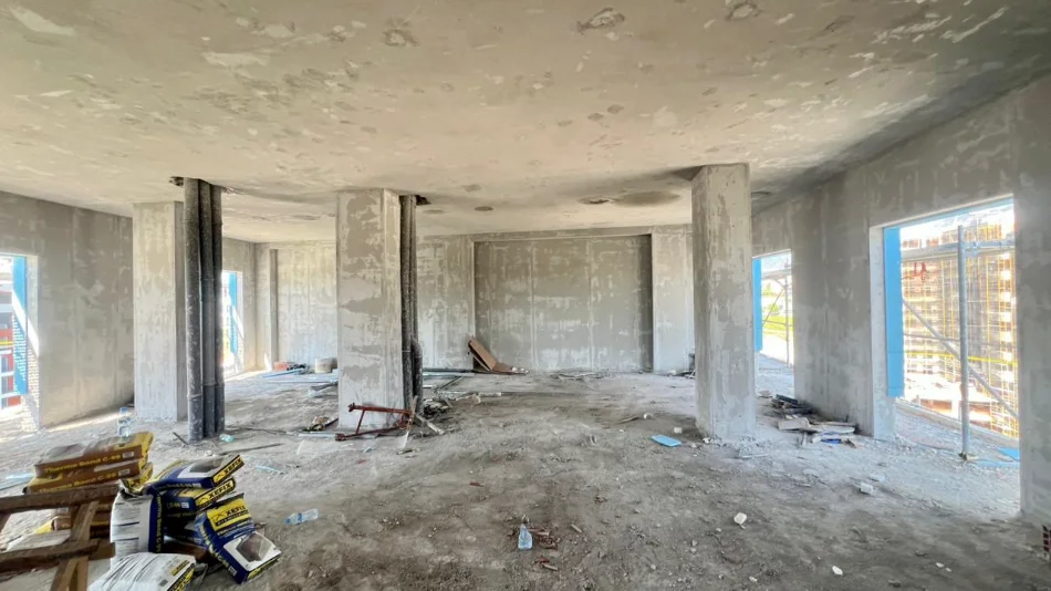 SHITET PENTHOUSE : 3+1+2wc +1 Post Parkimi📍Paskuqan (Buze Rruges kryesore) - 🔥1100€/m²🔥 - 185,000€ - Sp.149m² || Pamje Panoramike🌞