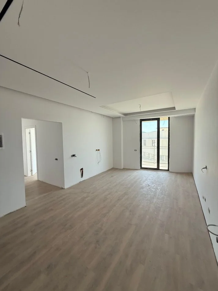 Tirane, shitet apartament 3+1 Kati 9, 139 m² 320.000 € (MINE PEZA)