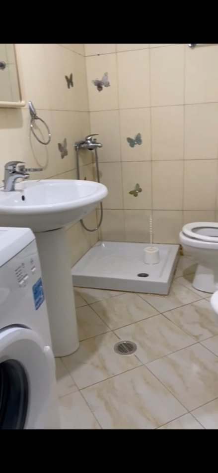 Sarande, jepet me qera apartament 1+1 Kati 3, 60 m² 250 € (Apostol Cuni)