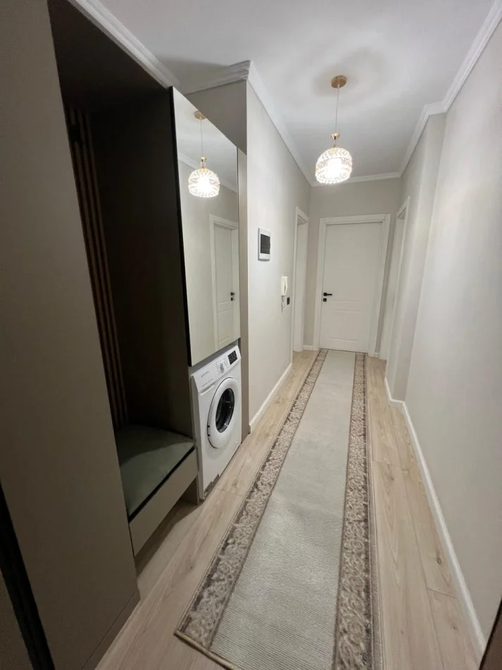 Tirane, jepet me qera apartament 1+1+Ballkon , 80 m² 600 € (Tek Zogu i Zi perballe karburant Gazheli)