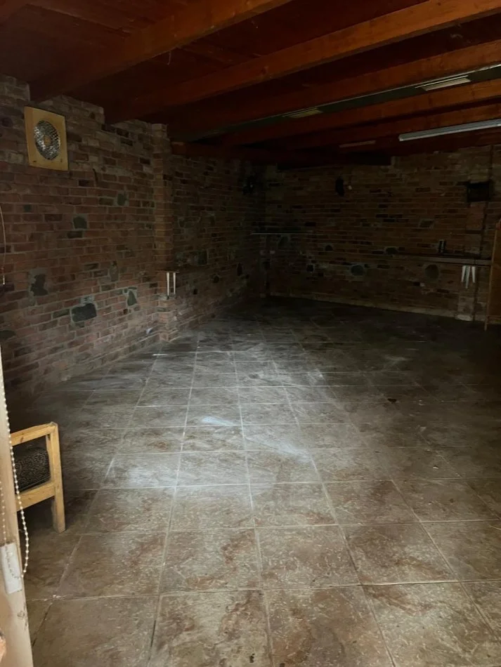 Tirane, jepet me qera bar-kafe Kati 0, 100 m² 300 € (Domje)