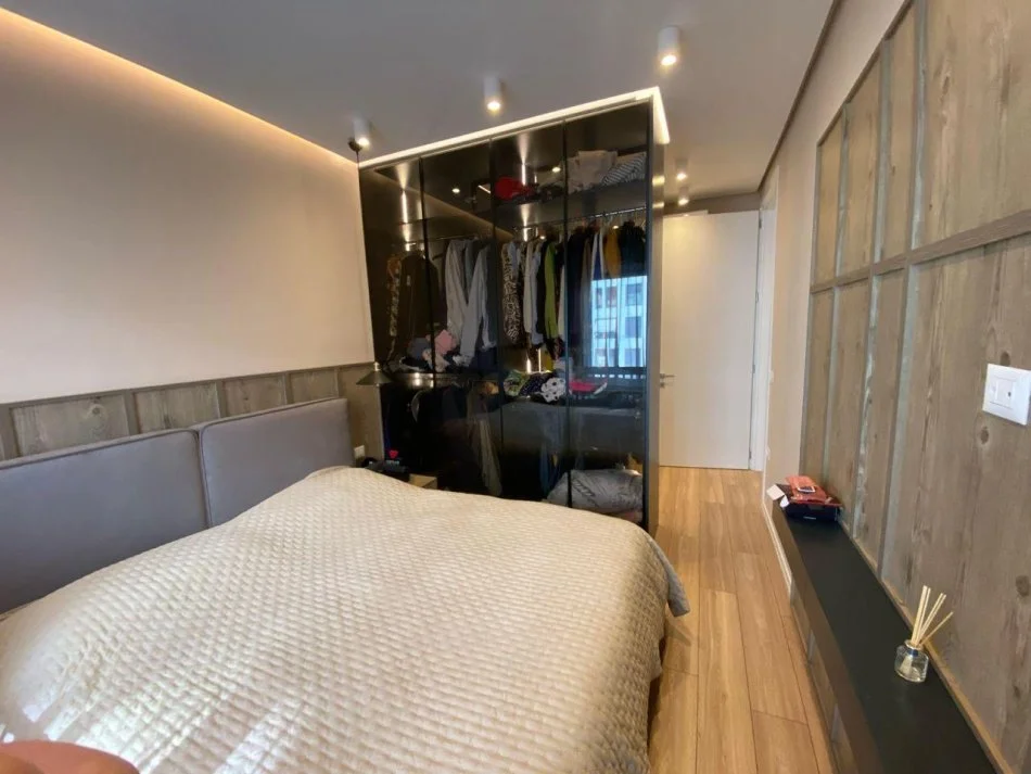 Tirane, jepet me qera apartament 2+1+Ballkon Kati 6, 100 m² 750 € (Frosina Plaku)