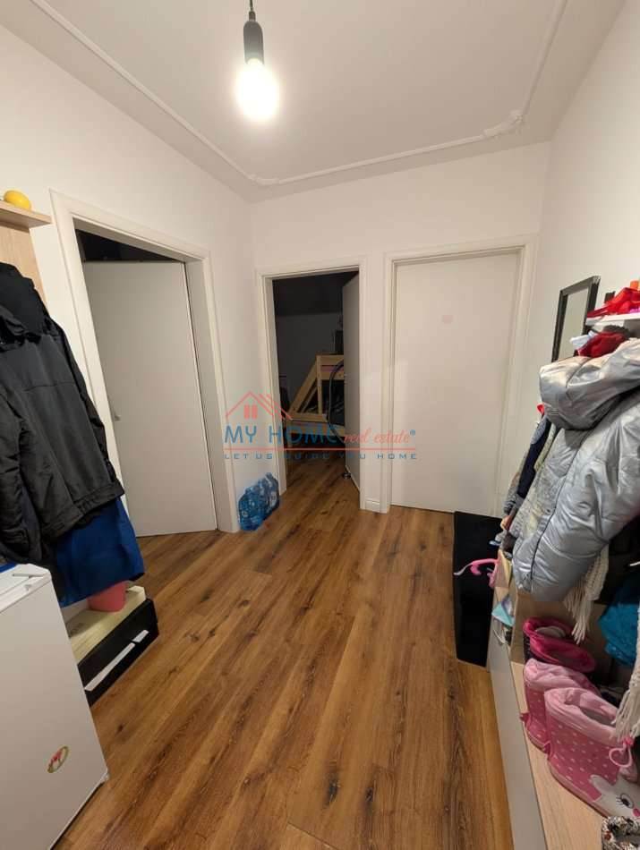 Tirane, shitet apartament 2+1+Ballkon , 75 m² 195.800 € (Rruga Ylbere Bylykbashi)
