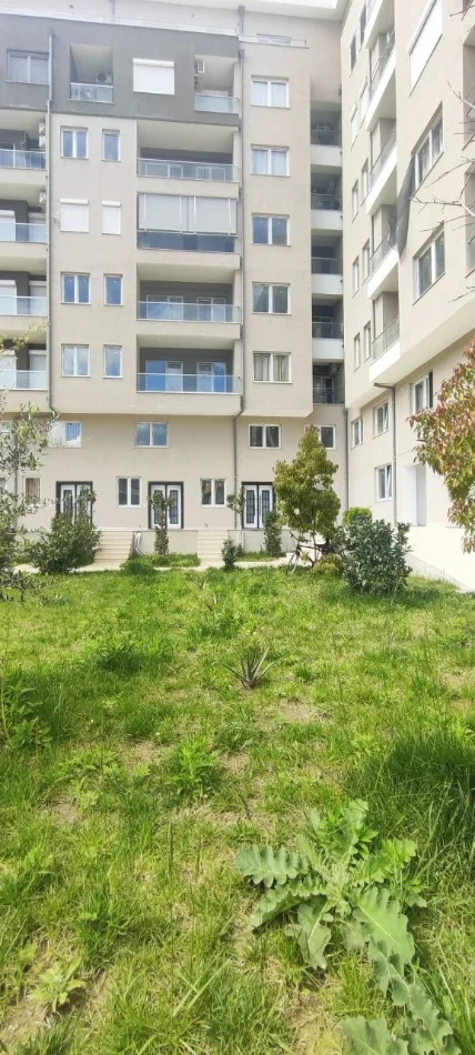 Golem, shitet apartament 2+1+Ballkon Kati 2, 89 m² 