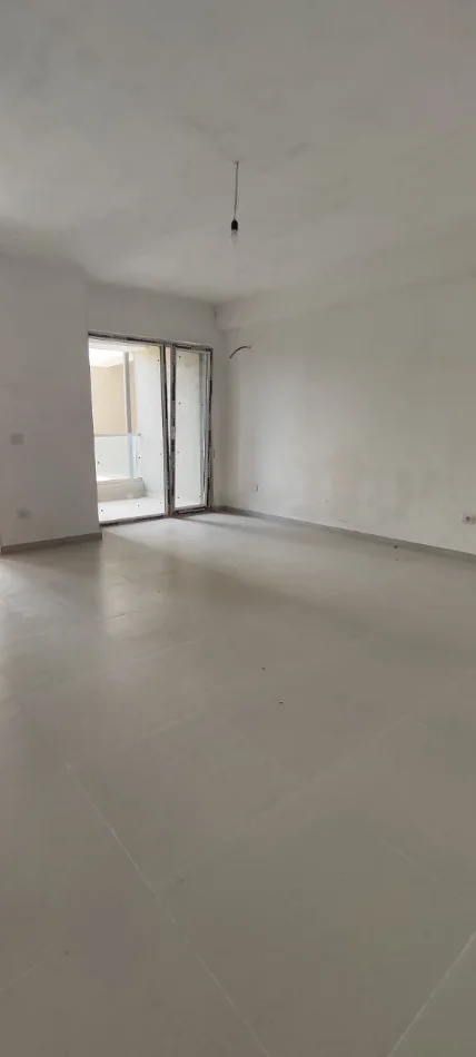Golem, shitet apartament 2+1+Ballkon Kati 2, 89 m² 