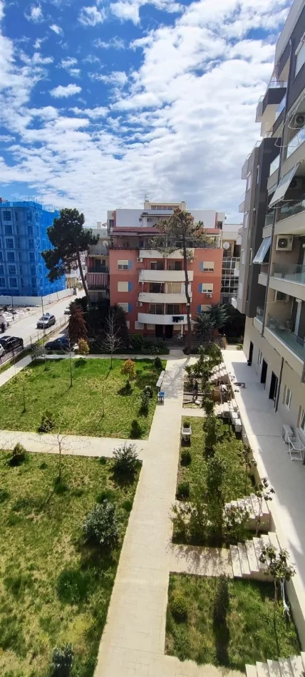 Golem, shitet apartament 2+1+Ballkon Kati 2, 89 m² 