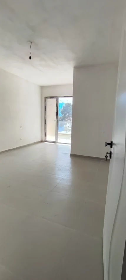 Golem, shitet apartament 2+1+Ballkon Kati 2, 89 m² 