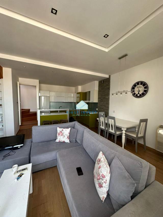 Tirane, jepet me qera apartament duplex 4+1+3+GARAZH Kati 5, 250 m² 700 Euro (ELEONORA)