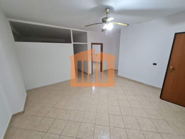 Durres, shitet apartament Kati 4, 80 m² 79.000 Euro (pallati i sportit)