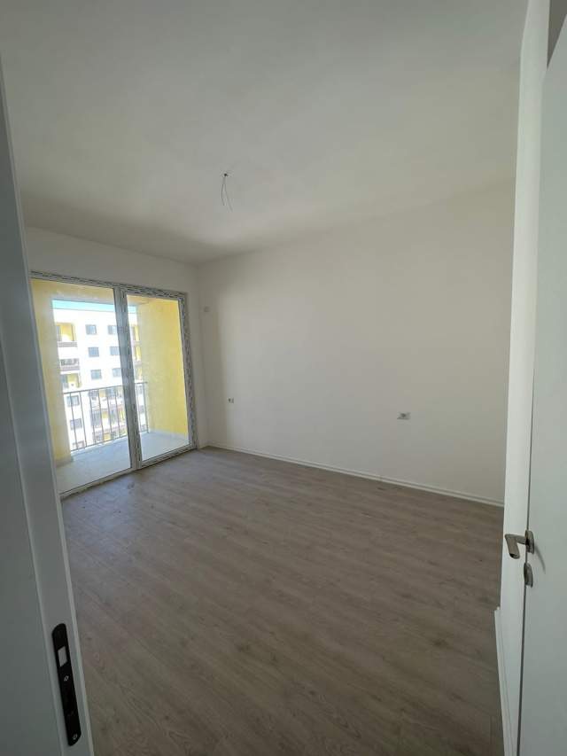 Tirane, shitet apartament Kati 7, 99 m² 120 000Euro (Tre Deshmoret) YZBERISHT