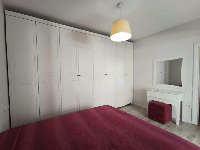 Tirane, jepet me qera apartament 1+1+BLK Kati 3, 60 m² 450 Euro (Ish Parku autobuzave (Nisharak), mbrapa Square 21)