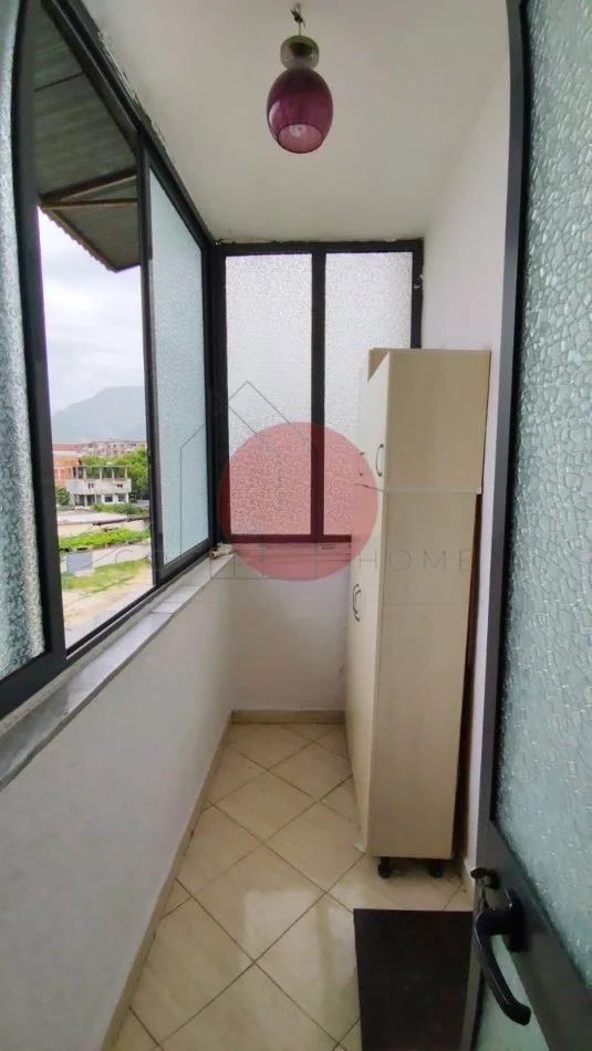 Tirane, shitet apartament 1+1 Kati 5, 52 m² 69.000 € (Rruga Fitnete Rexha)