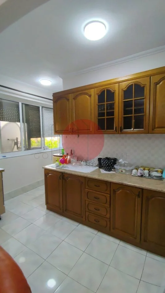 Tirane, jepet me qera apartament 2+1 Kati 5, 80 m² 400 € (Ali Demi)