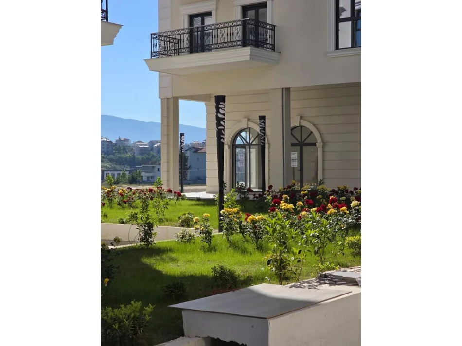 Shqiperi, shes apartament 2+1 Kati 1, 182.750 € 