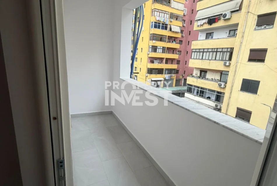 Tirane, shitet apartament 1+1 Kati 4, 54 m² 98.000 € (Porcelan)