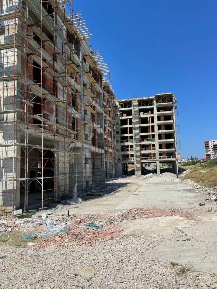 Tirane, shitet apartament 1+1+Aneks+Ballkon Kati 5, 71 m² 95.245 € (Porcelan)