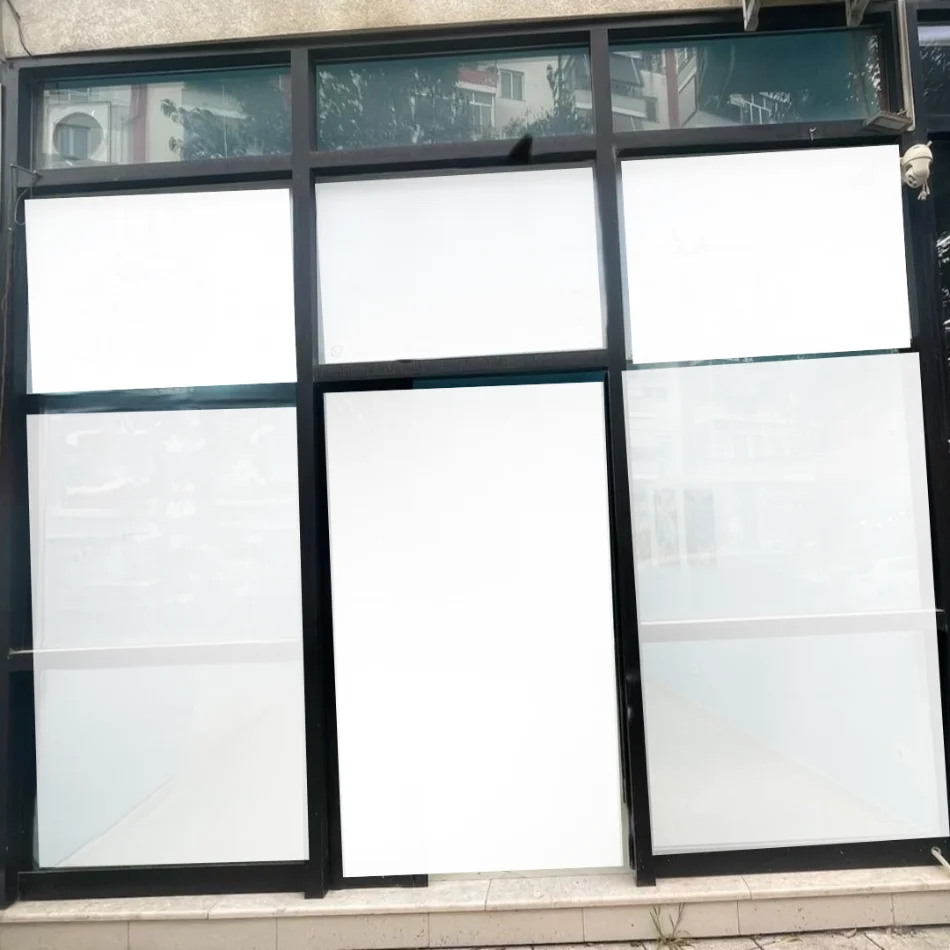 Tirane, jepet me qera ambjent biznesi Kati 0, 40 m² 500 € (Astir)