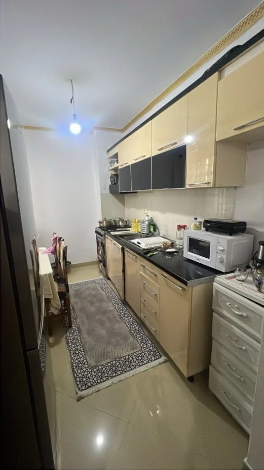 Tirane, shitet apartament 2+1 Kati 2, 95 m² 115.000 € (Casa Italia)