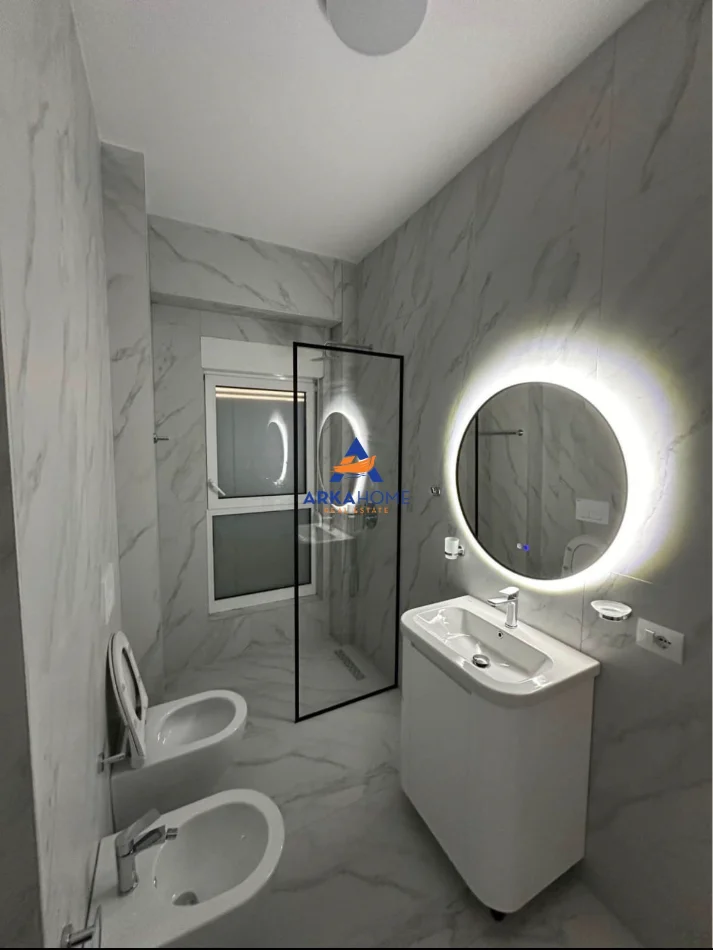 Tirane, shitet apartament 1+1+Ballkon Kati 7, 55 m² 124.217 € (ALI DEMI)