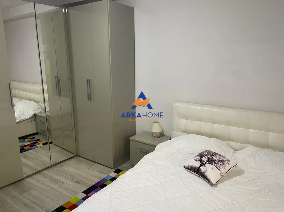 Tirane, shitet apartament 2+1+Ballkon Kati 6, 105 m² 225.000 € 