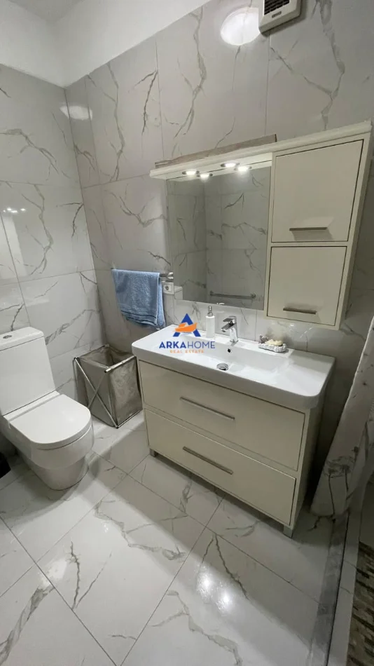 Tirane, shitet apartament 2+1+Ballkon Kati 6, 105 m² 225.000 € 