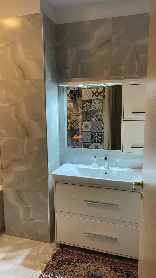 Tirane, shitet apartament 2+1+Ballkon Kati 6, 105 m² 225.000 € 