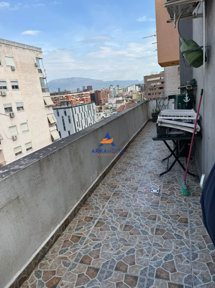 Tirane, shitet apartament 2+1+Ballkon Kati 5, 103 m² 160.000 € 