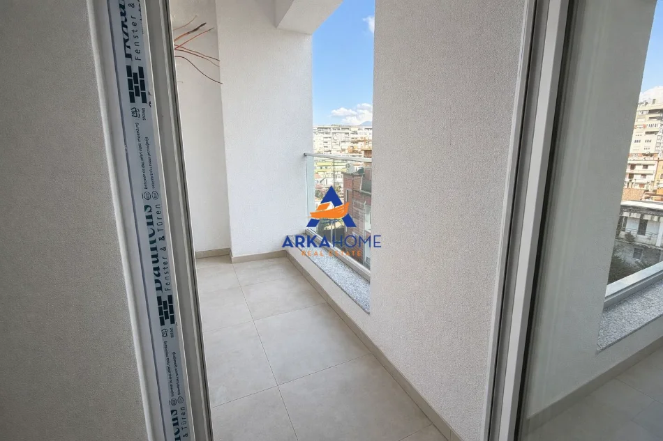 Tirane, shitet apartament 1+1+Ballkon Kati 3, 62 m² 97340 €