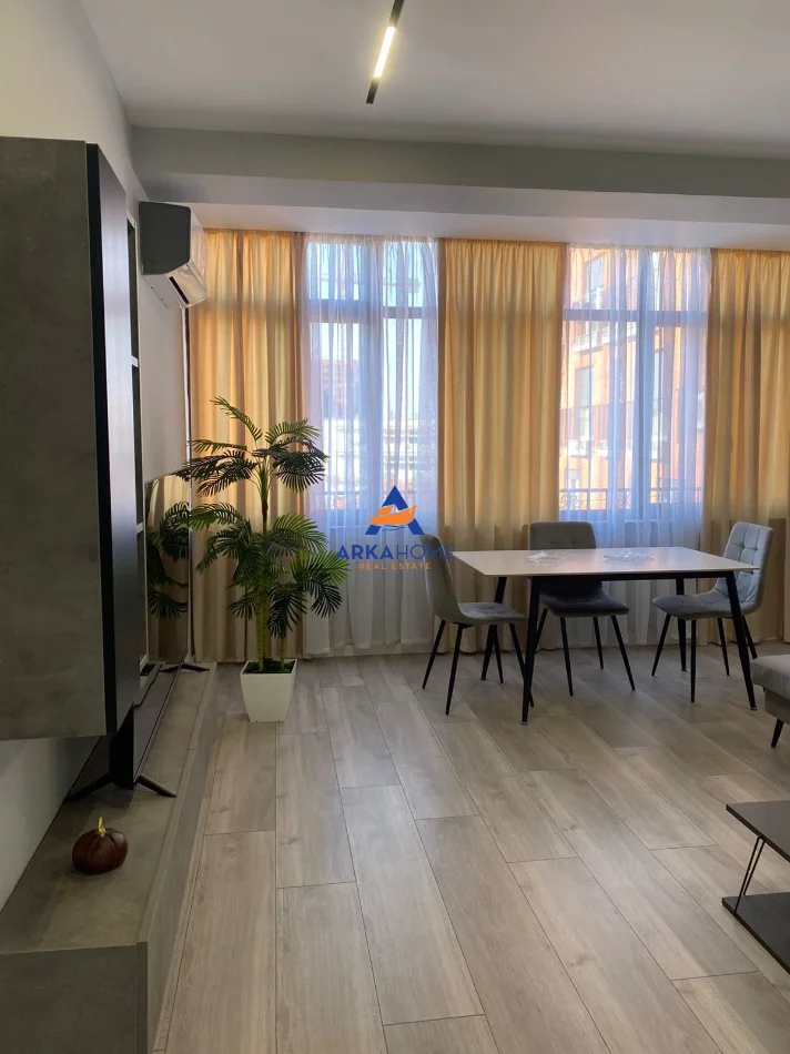 Tirane, shitet apartament 2+1+Ballkon Kati 5, 109 m² 269.000 € 