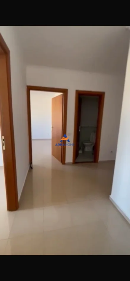 Tirane, jepet me qera apartament 2+1+Ballkon Kati 6, 110 m² 800 € 