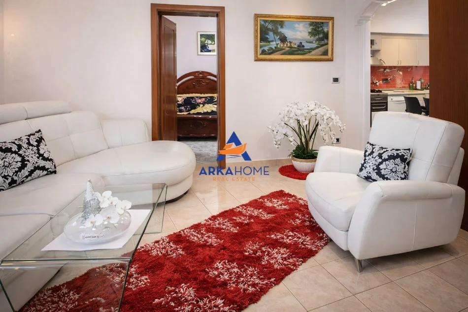 Tirane, jepet me qera apartament 3+1+Ballkon Kati 0, 110 m² 1.044 € 