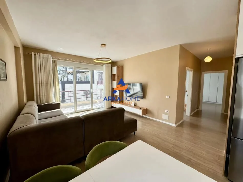 Tirane, shitet apartament 2+1+Ballkon Kati 4, 104 m² 278.000 € 