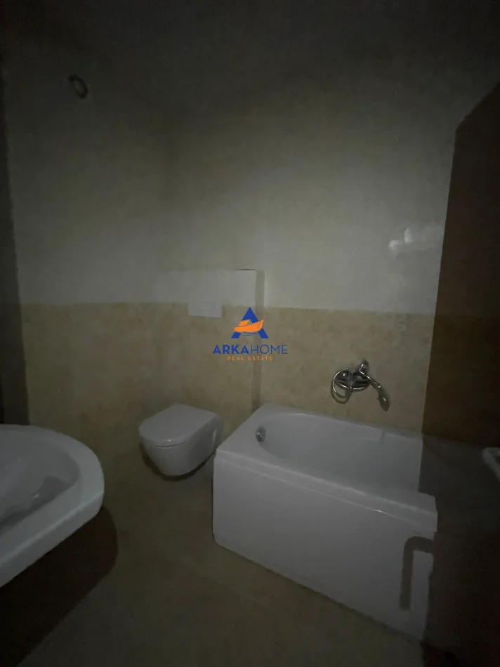 Tirane, jepet me qera Kati 2, 104 m² 2.675 € 