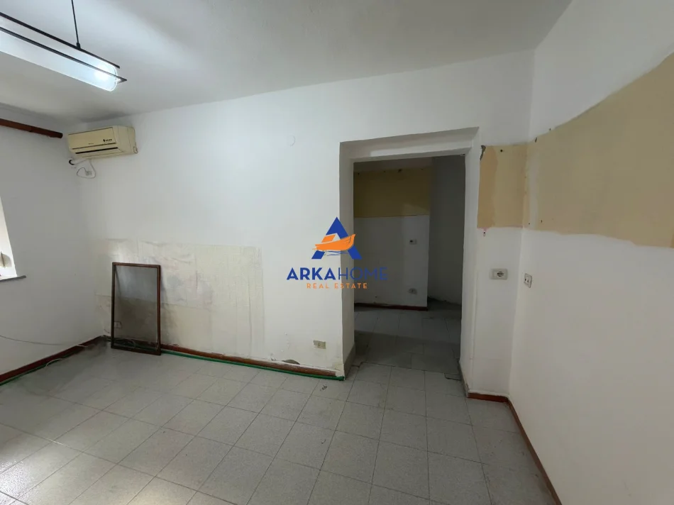 Tirane, shitet apartament 1+1 Kati 2, 28 m² 73.000 € 