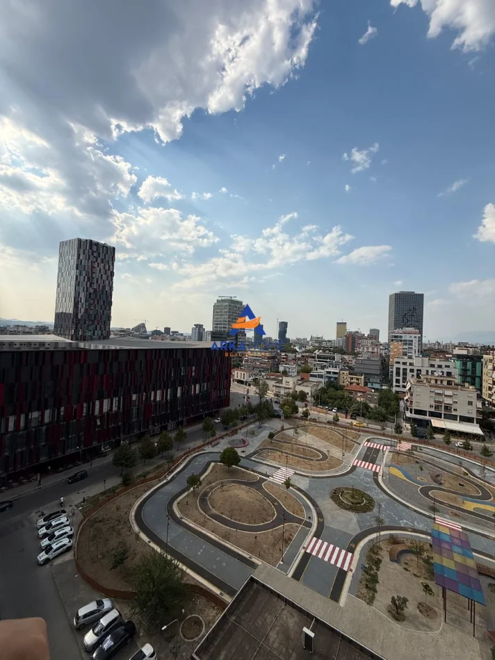 Tirane, shitet apartament 2+1+Ballkon Kati 21, 127 m² 609.600 € 