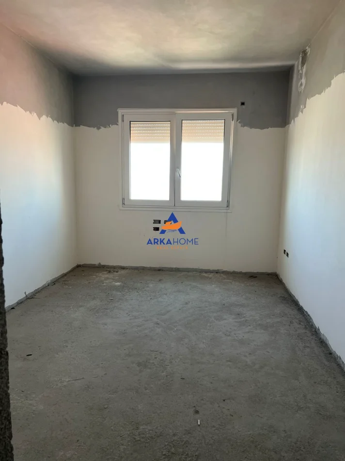 Tirane, shitet apartament 3+1 Kati 8, 160 m² 47.009 € (Tirana, Tirana Municipality, Tirana County, Central Albania, 1001-1028, Albania)