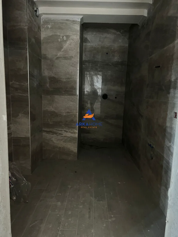 Tirane, shitet apartament 3+1 Kati 8, 160 m² 47.009 € (Tirana, Tirana Municipality, Tirana County, Central Albania, 1001-1028, Albania)