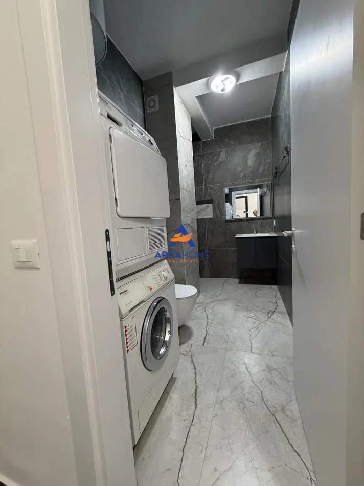 Tirane, jepet me qera apartament 1+1 Kati 7, 65 m² 600 € (Tirana, Tirana Municipality, Tirana County, Central Albania, 1001-1028, Albania)