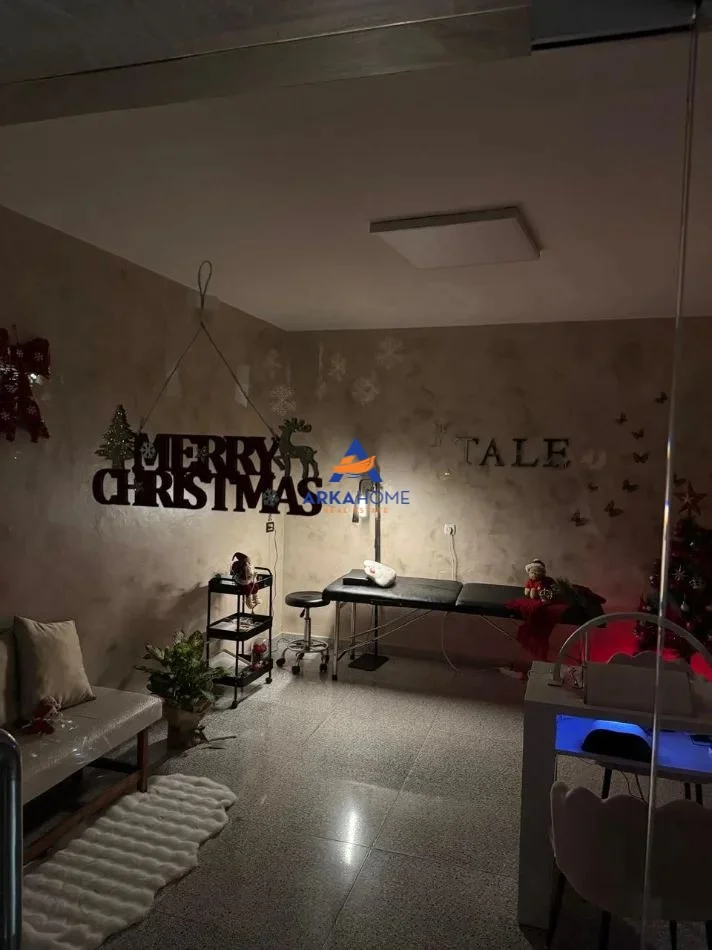 Tirane, shitet ambjent biznesi Kati 0, 45 m² (rr kosovareve)