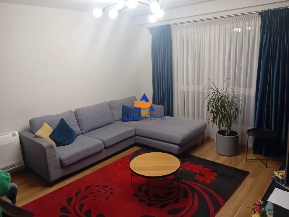 Tirane, jepet me qera apartament Dublex Kati 4, 120 m² 1.000 € 