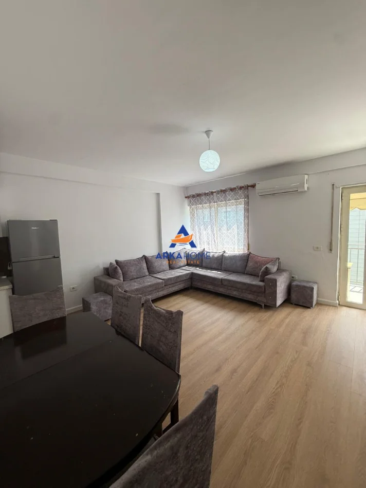 Tirane, shitet apartament 1+1 Kati 6, 72 m² 