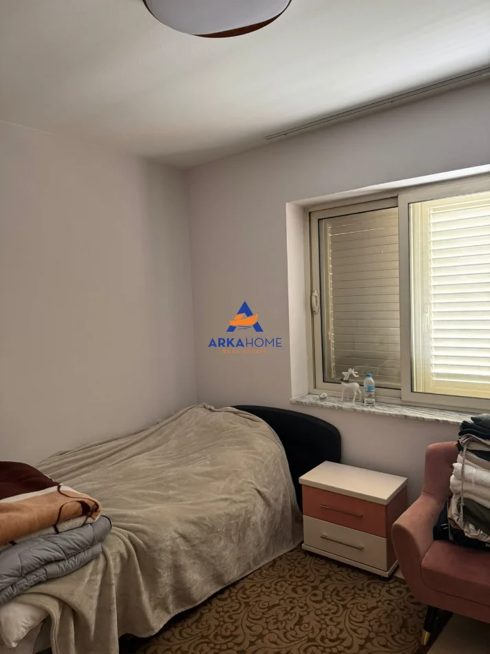 Tirane, jepet me qera apartament 1+1 Kati 3, 80 m² 600 € 