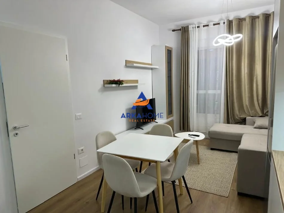Tirane, jepet me qera apartament 1+1+Ballkon Kati 3, 50 m² 441 € 
