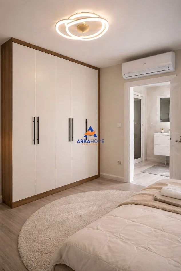 Tirane, jepet me qera apartament 2+1+Ballkon Kati 3, 83 m² 950 € 