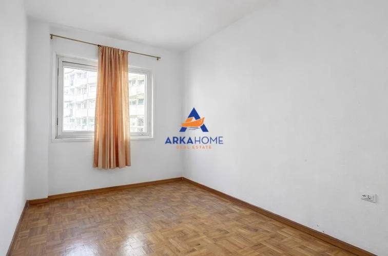 Tirane, shitet apartament 1+1+Ballkon Kati 1, 48 m² 136.554 € 