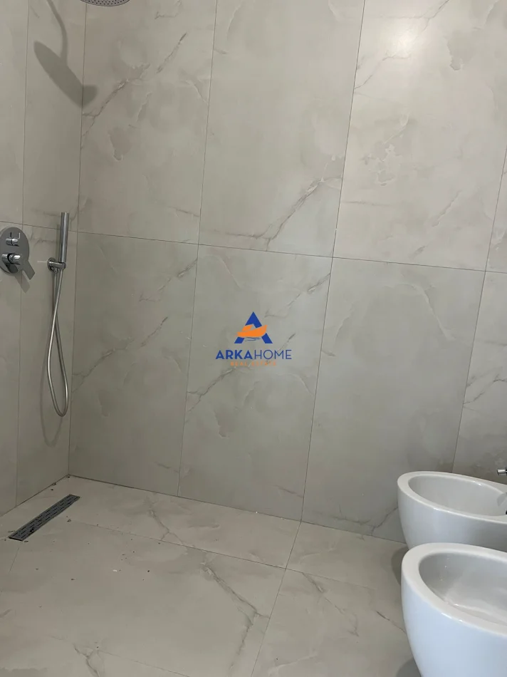 Tirane, jepet me qera 1+1+Ballkon Kati 3, 59 m² 367 € 