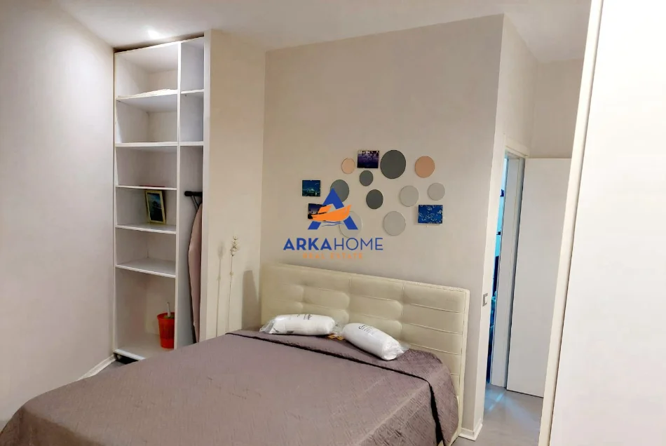 Tirane, jepet me qera apartament 1+1+Ballkon Kati 1, 60 m² 600 € 