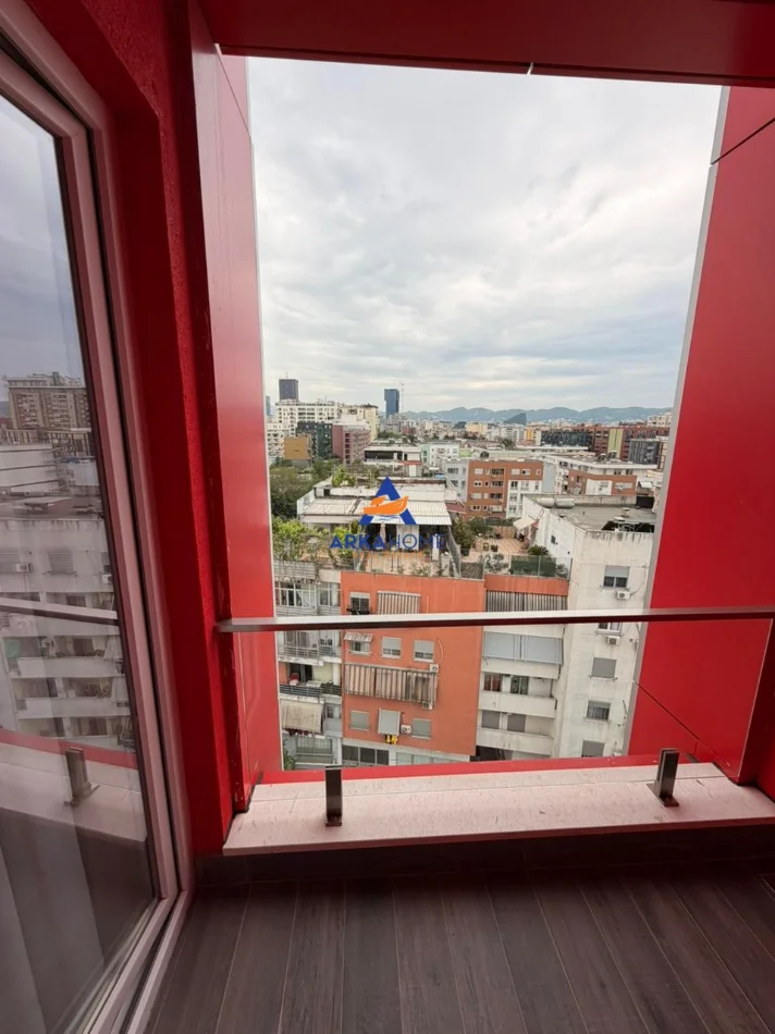Tirane, jepet me qera apartament 1+1+Ballkon Kati 8, 683 m² 683 € 