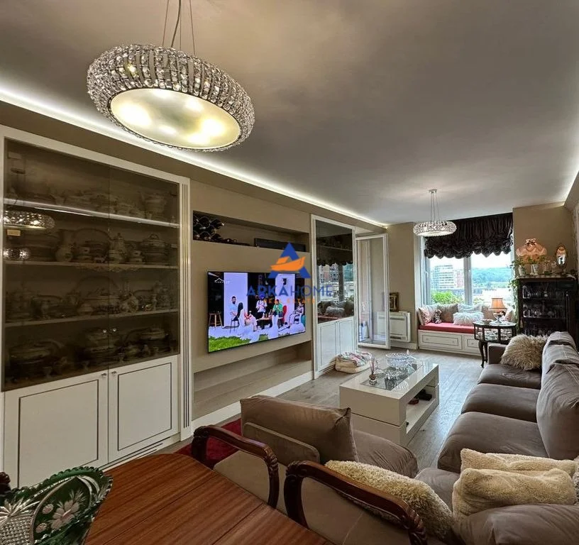 Tirane, shitet apartament 3+1+Ballkon Kati 7, 131 m² 365.000 € 